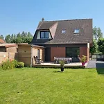 Villa Aux Passagers De La Baie 3 3 Etoiles Grand Jardin Terrasse Parking Proche Crotoy *